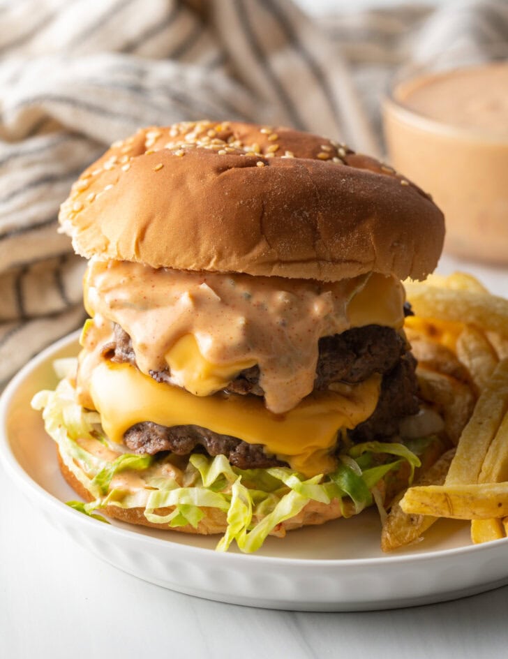 How to Make Big Mac Sauce (Recipe + Burgers!) - A Spicy Perspective