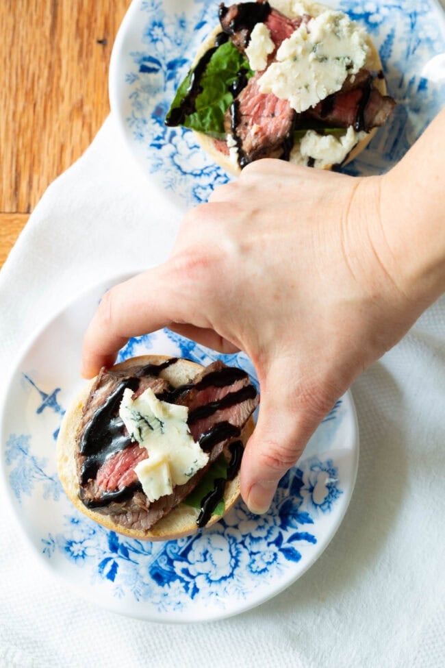 5 Ingredient Bagel Bites with Steak and Blue Cheese - 63
