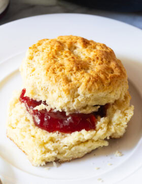Best Fluffy Southern Cat Head Biscuits Recipe