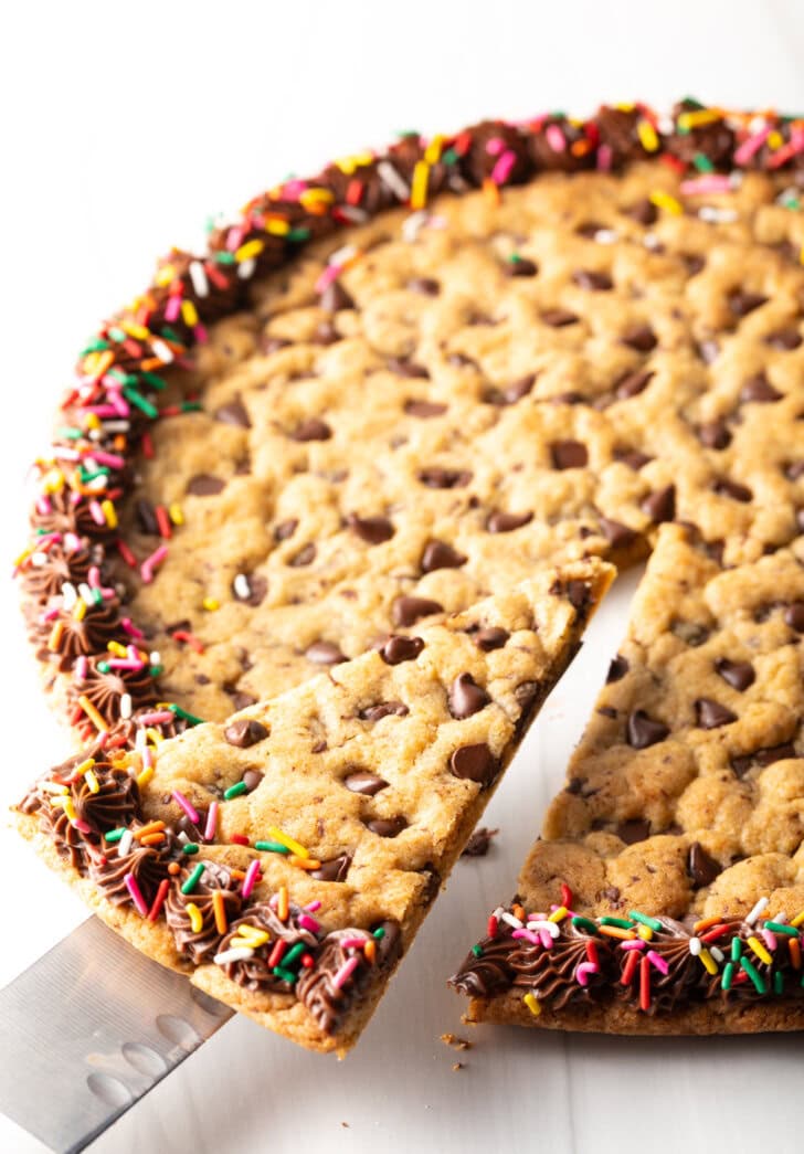 Chocolate Chip Cookie Cake Recipe  Video  - 13