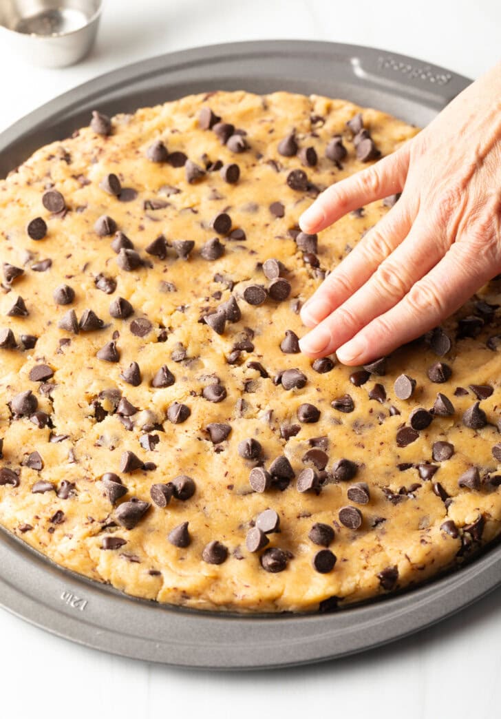 Chocolate Chip Cookie Cake Recipe  Video  - 90