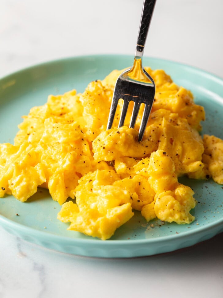 How to Scramble Eggs  Fluffy Scrambled Eggs  - 39
