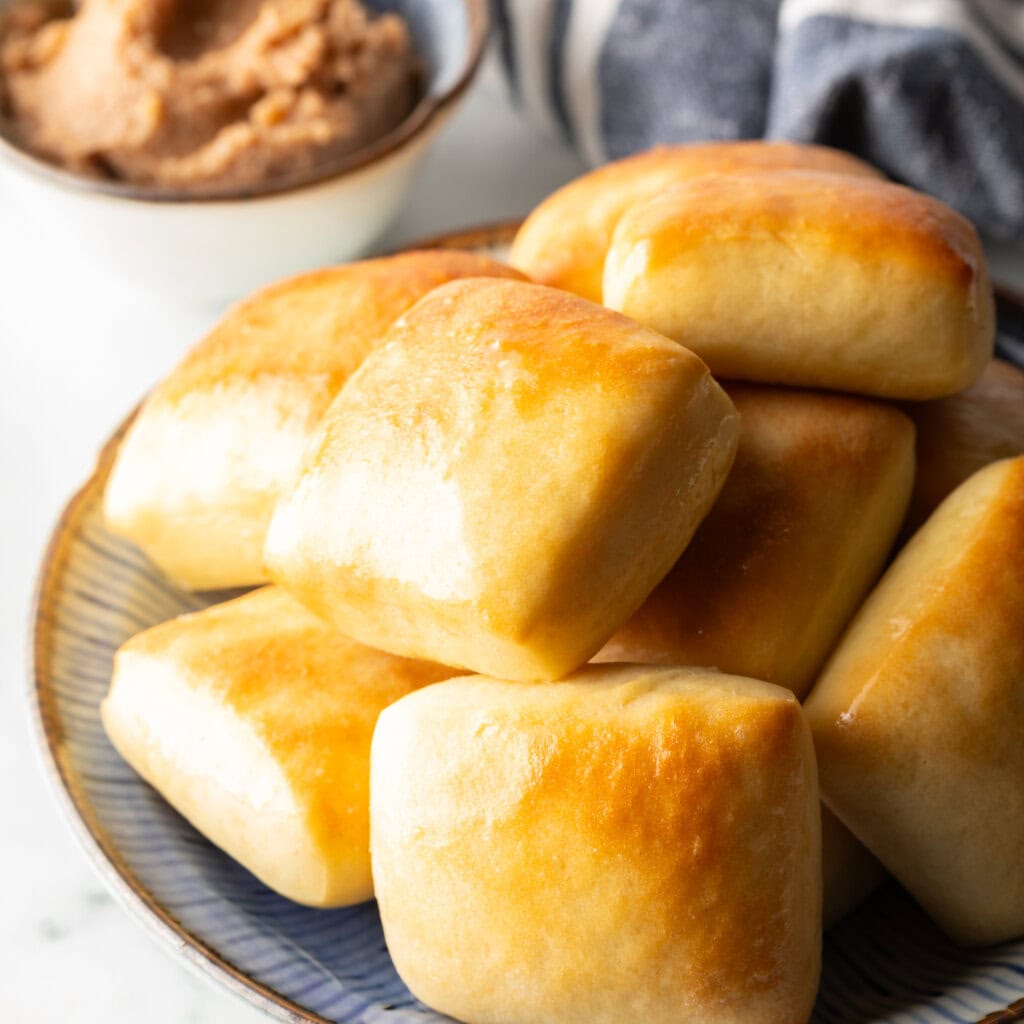 Texas Roadhouse Rolls (+ Cinnamon Butter) - A Spicy Perspective