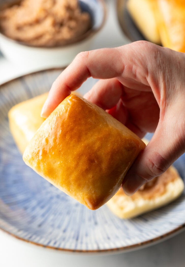 Texas Roadhouse Rolls    Cinnamon Butter  - 41