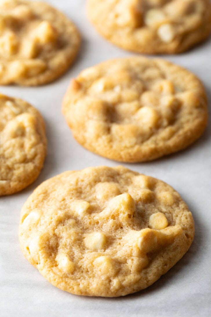 White Chocolate Macadamia Nut Cookies - 50