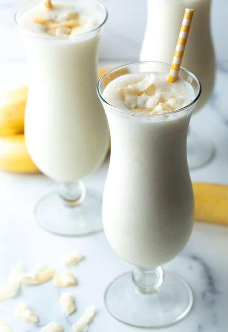 Best Banana Smoothie Recipe  3 Ingredients   - 31