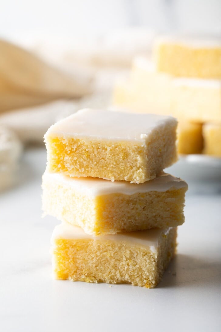 Off center stack of 3 lemon blondies.